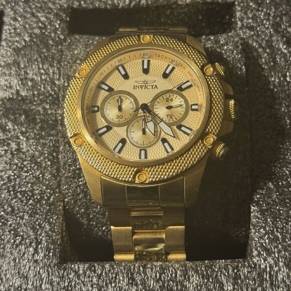 Invicta Men's 'Pro Diver' Quartz and Stainless Steel Watch Model: 22720 - Picture 3 of 8